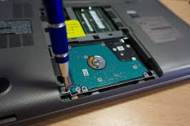 changement disque dur sur ordinateur pc portable montpellier
